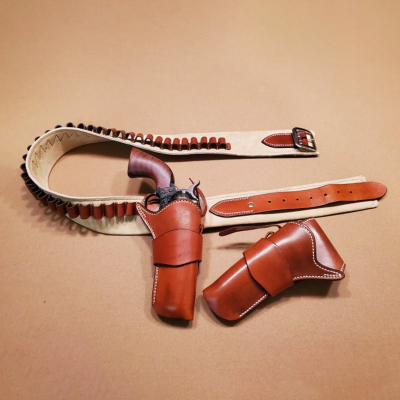 John Wayne Style Single Action Holster Rig with Suede Belt